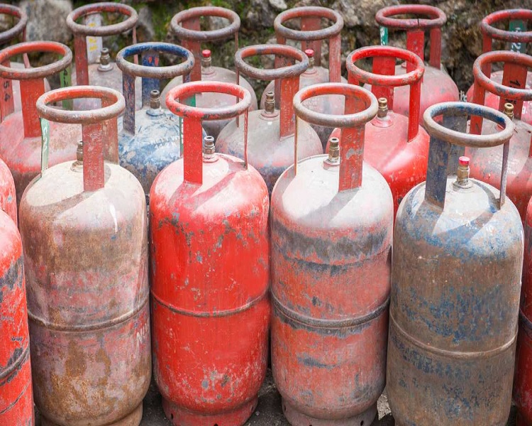 lpg cylinder daily news stock