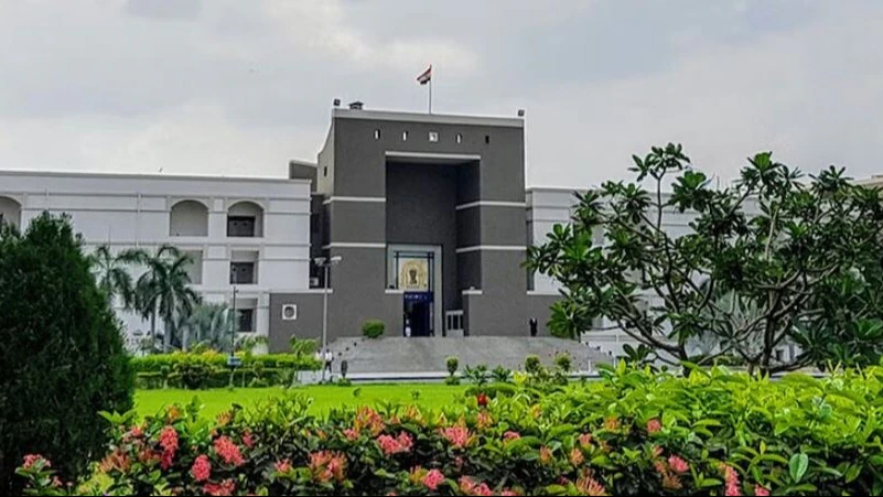 high court | daily news stock