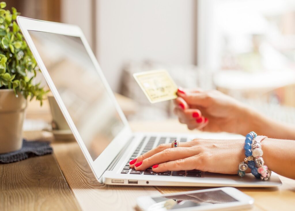 online shopping daily news stock