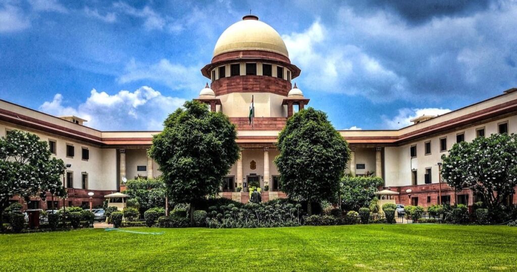 Court | daily news stock