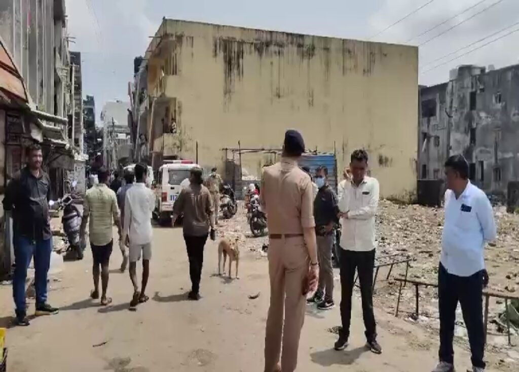 surat daily news stock